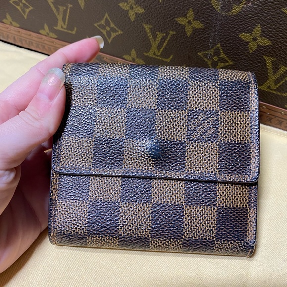 Louis Vuitton wallet - Picture 11 of 11